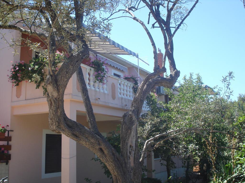 Apartments Vidakovic Углян Екстериор снимка