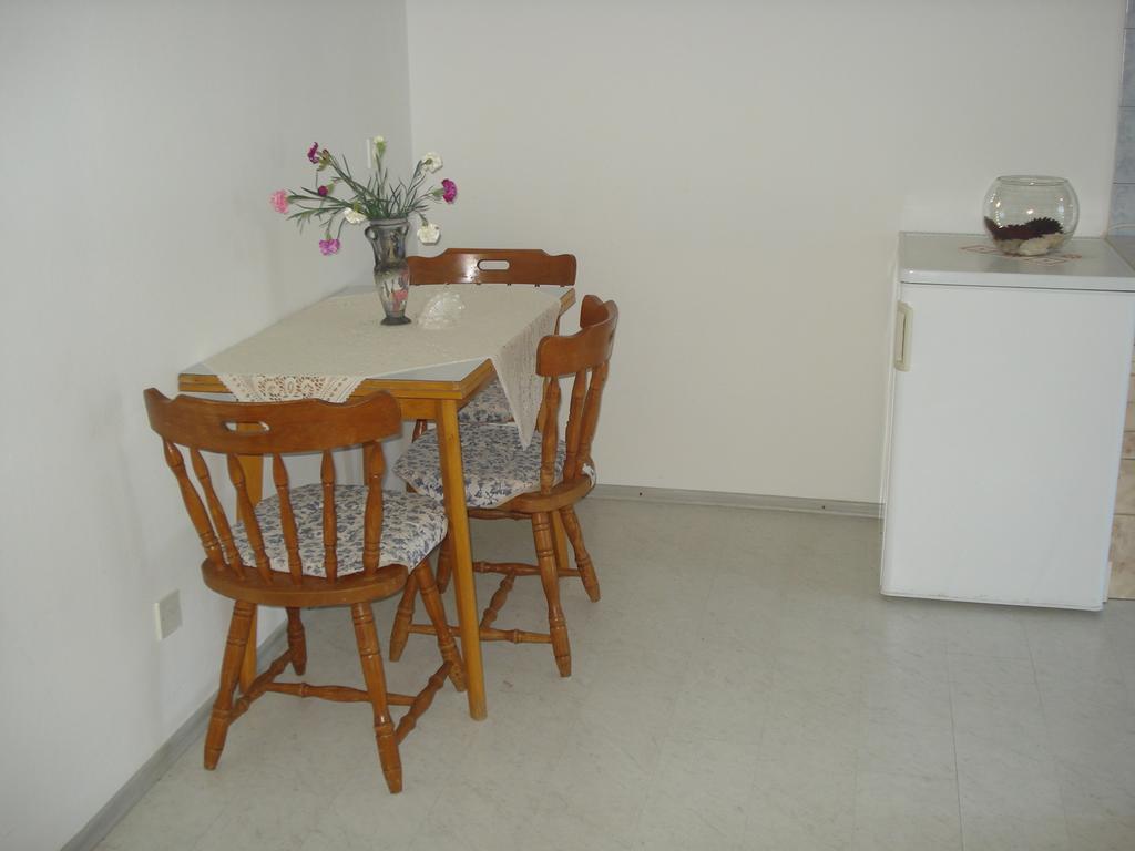 Apartments Vidakovic Углян Екстериор снимка